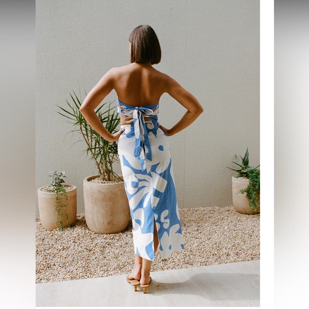 Sabo Skirt. Esmay midi dress.
